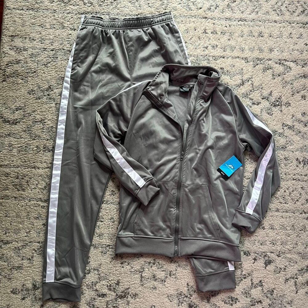 NWT Boys Pro Player Tracksuit